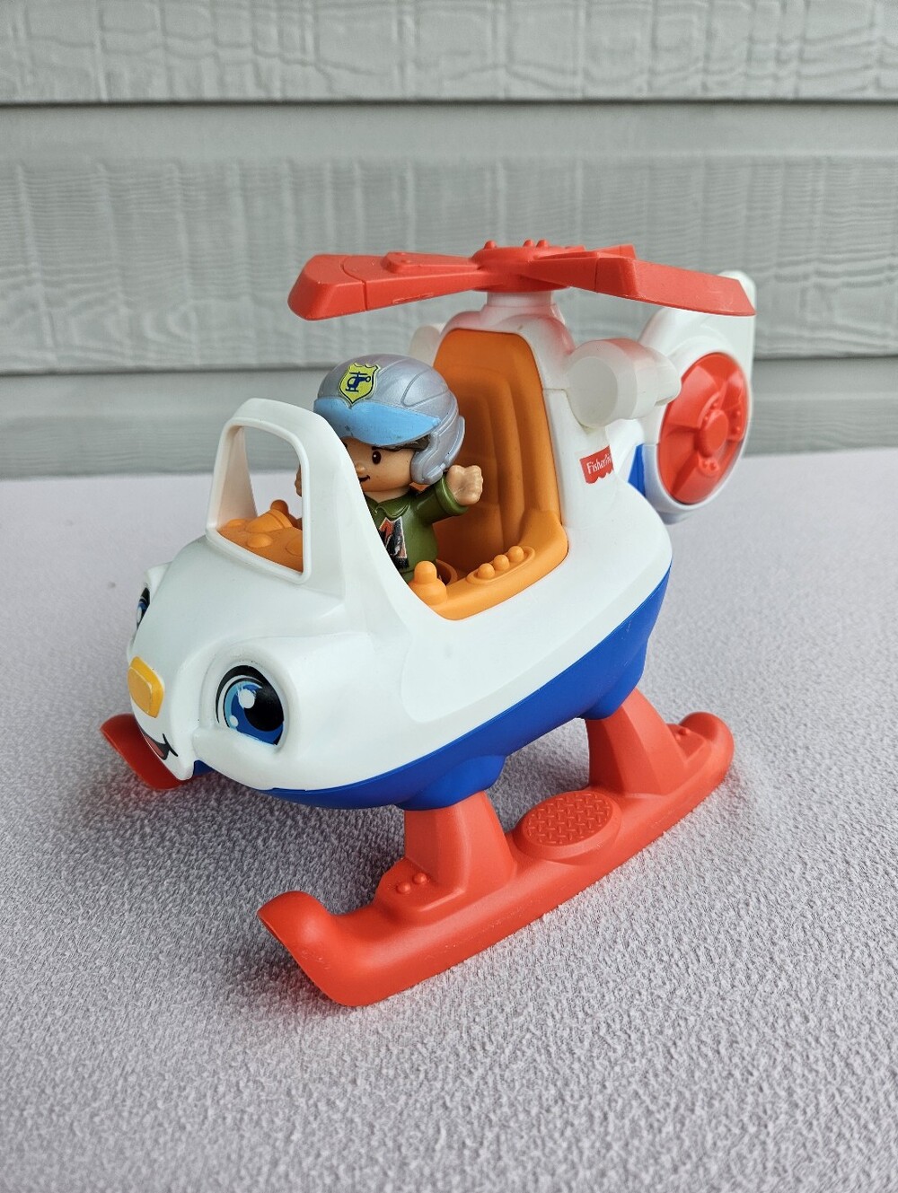 Fisher Price Little People Helicopter & Pilot 2015 Mattel Play Set SOUND WORKS